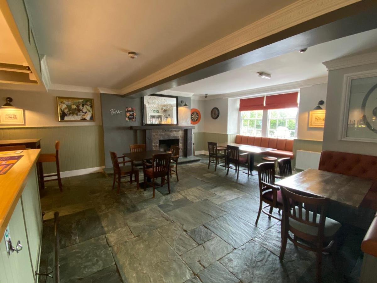 פלימות' The George Inn מראה חיצוני תמונה